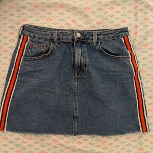 Jeans mini skirt super in!